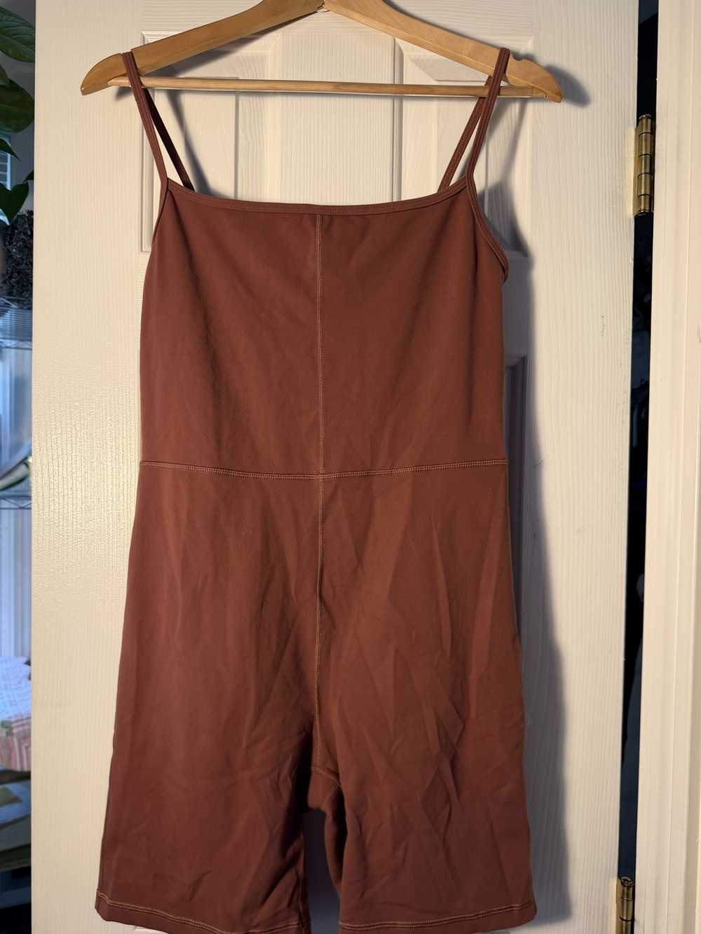 Aritzia Wilfred Free Romper Womens L Brown Fitted Bike Short Unitard Jumpsuit
